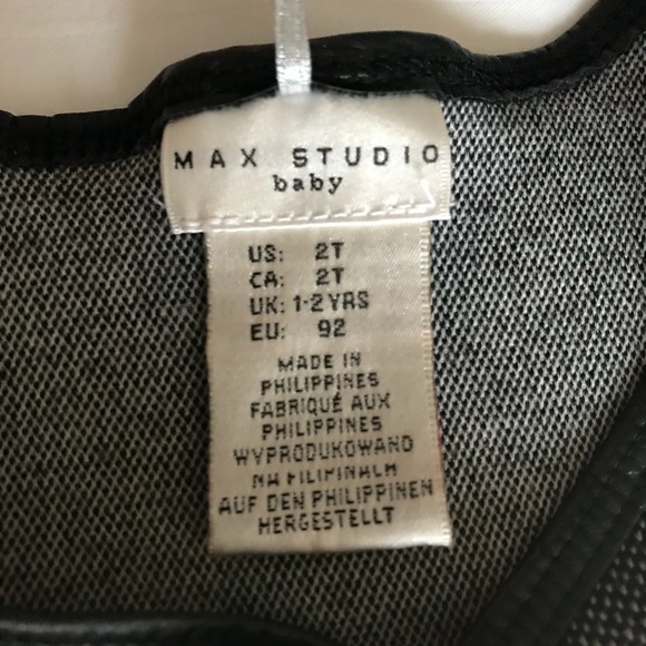 Max Studio Cardigan w/ awesome detailing - Picture 5 of 6